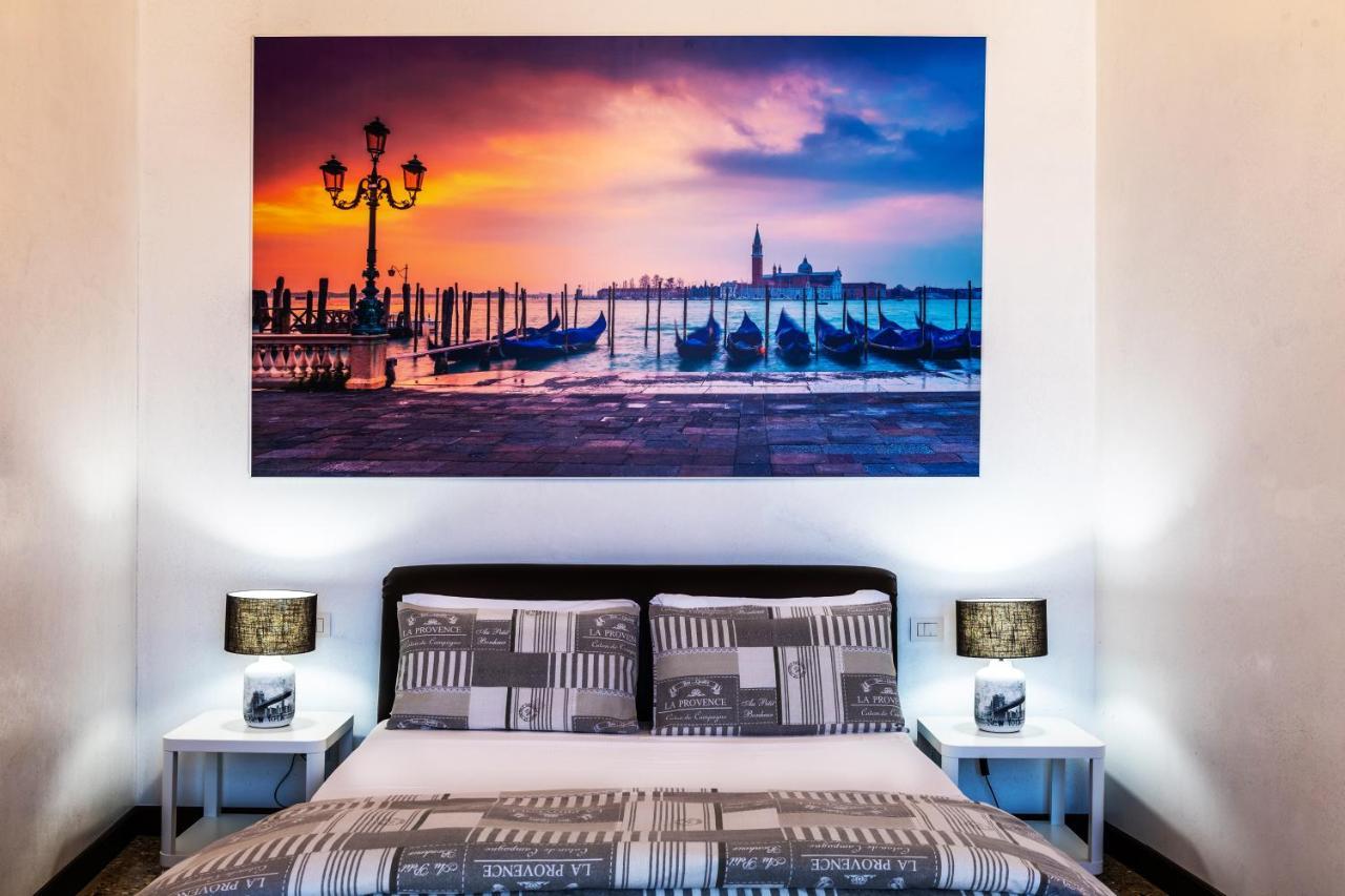 Ca Sant'Angelo Apartment Venesia Bagian luar foto